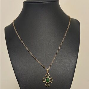 Vintage Elegant Gold Necklace with Green Pendant and earrings Set!